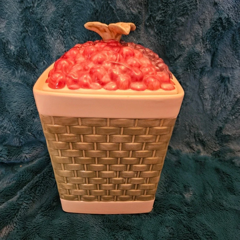 Vintage Pfaltzgraff Jamberry Large Square Canister w/ Berry Lid - Largest In Set